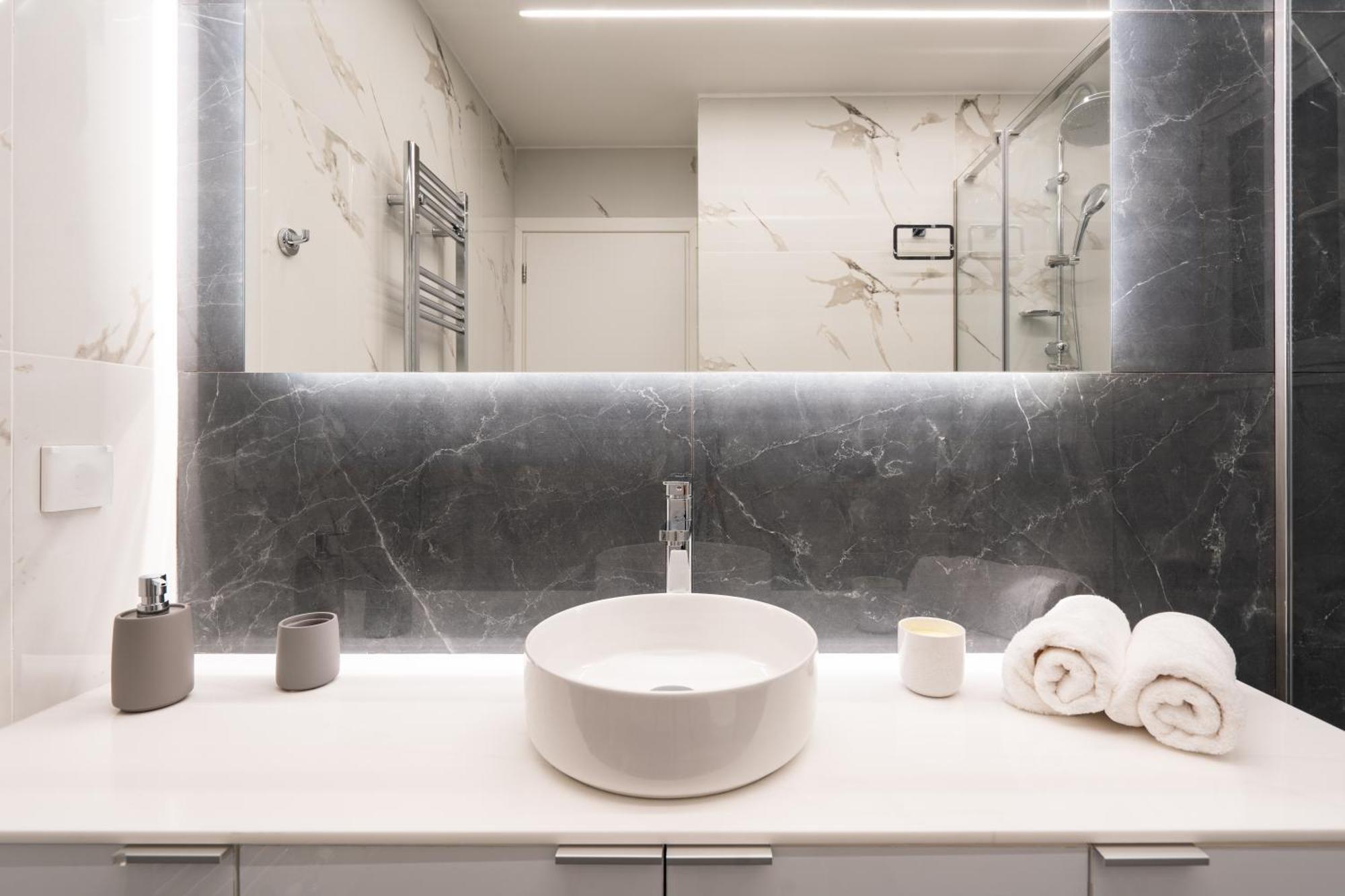 Exclusive And Deluxe Apartment In Athens City Екстер'єр фото